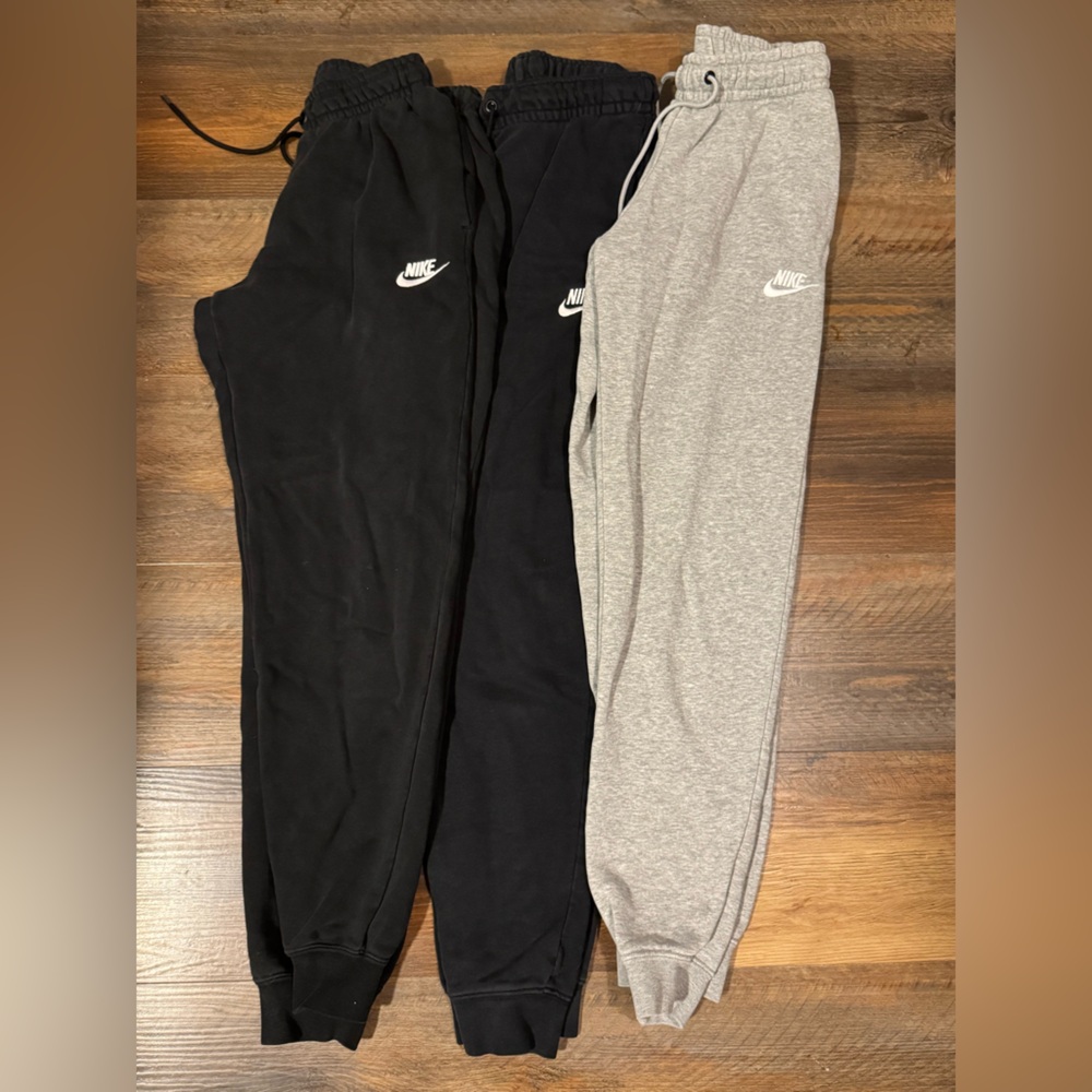 Nike Jogger Pants - Black, Gray